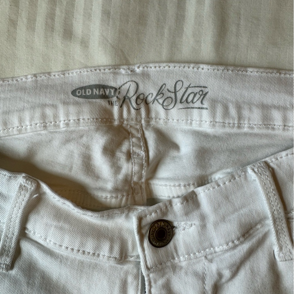 Old navy Bermuda shorts
